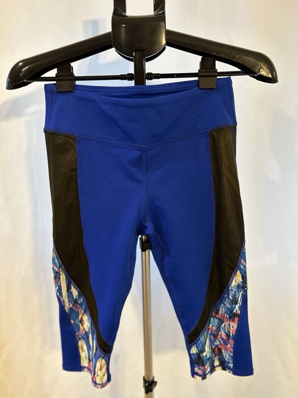NWOT Fabletics Bike Shorts Women's size S Blue